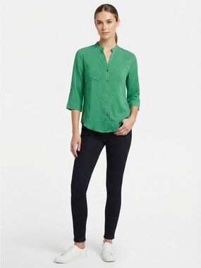 Love Culture Emerald Green Button-Up V-Neck Blouse
